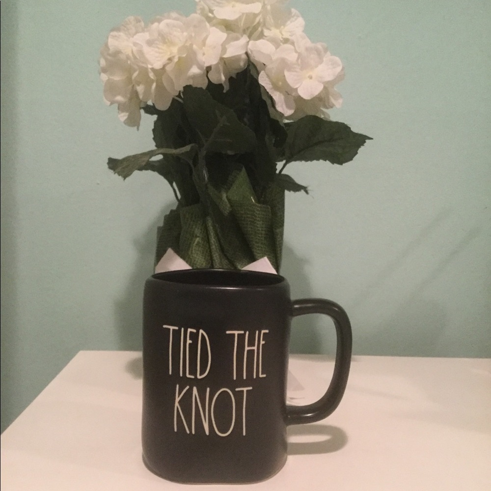 Rae Dunn “TIED THE KNOT” coffee/tea mug